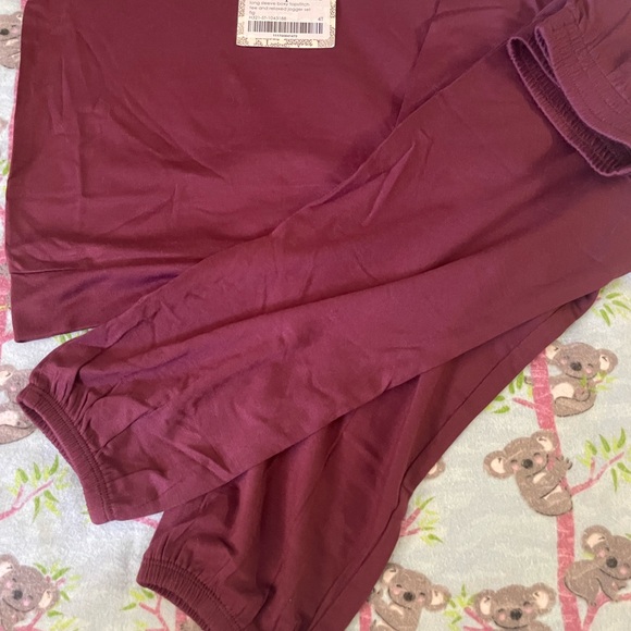 Kate Quinn Relaxed Jogger Set - Picture 4 of 6